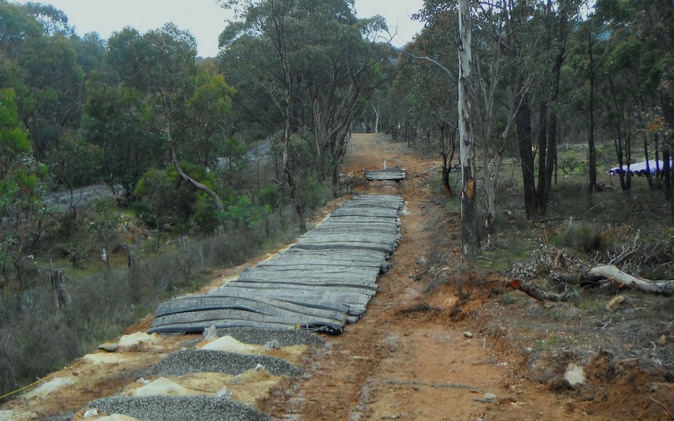 Flintstone Blastmats. Size 2.9*2.4 weight ~450 kg per mat. Used for blasting protection on the Maquarie pipeline project , Orange NSW.